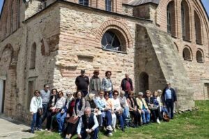 Picture during a tour in the byzantine monument of Feres