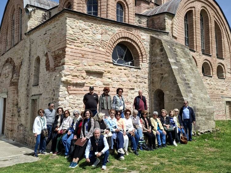 Picture during a tour in the byzantine monument of Feres