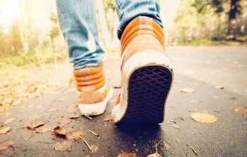 Πόδια στον δρόμο